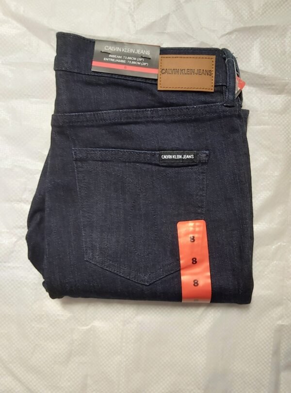 CALVIN KLEIN JEANS