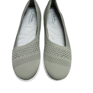 CLARKS WOMEN KNIT LOAFER
