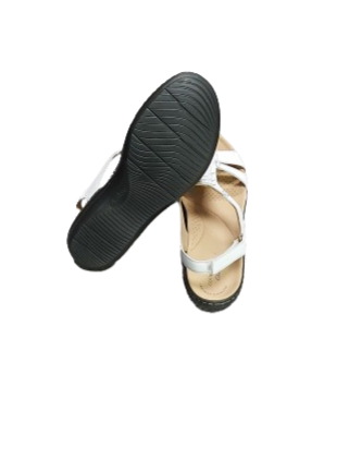 2024/04/Clarkswomen.png CLARKS SANDALS