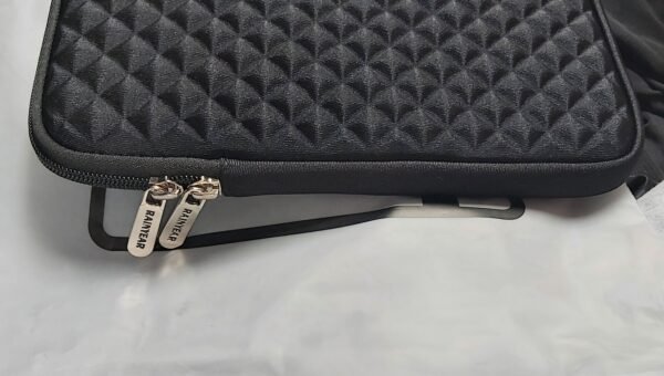 Laptopholder-scaled.jpg LAPTOP SLEEVE