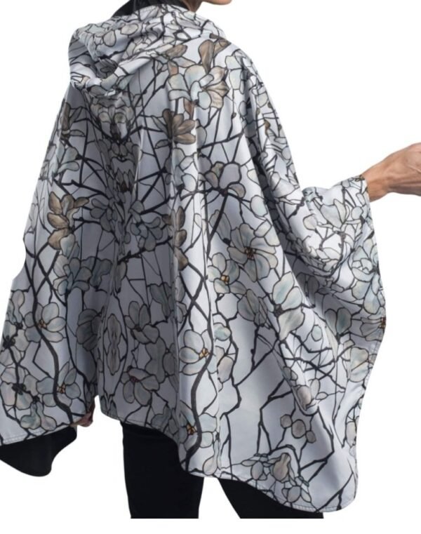Rainpancho.jpg RAINCAPER PONCHO