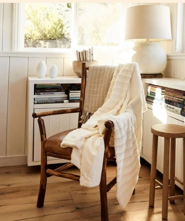 Plushthrow.jpg COMMA PLUSH THROW 50"×60"