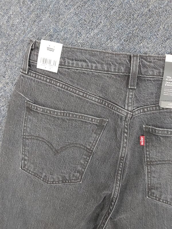 2025/05/20250521_205912-scaled.jpg LEVI'S 70's HIGH FLARE JEANS
