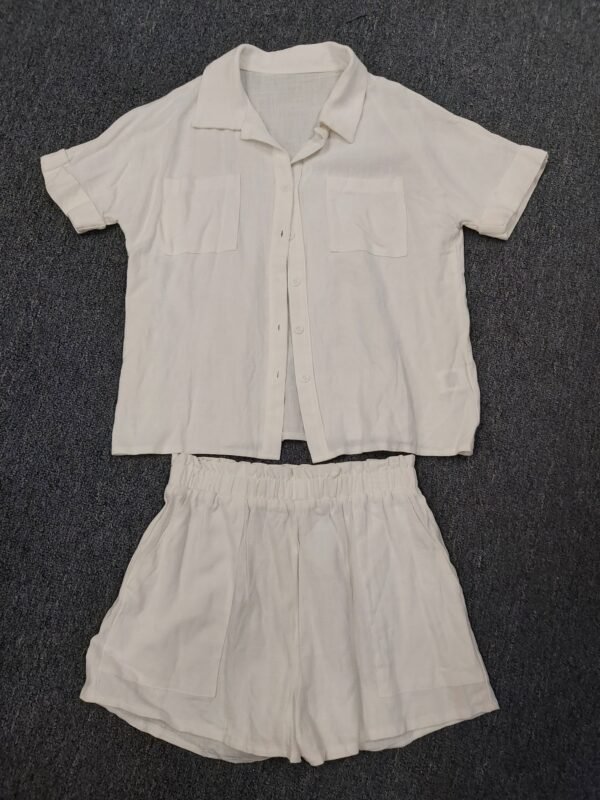 2025/05/JPEG_20250527_170948_7584647137568958498-scaled.jpg Shein 2-piece Shorts Set Small
